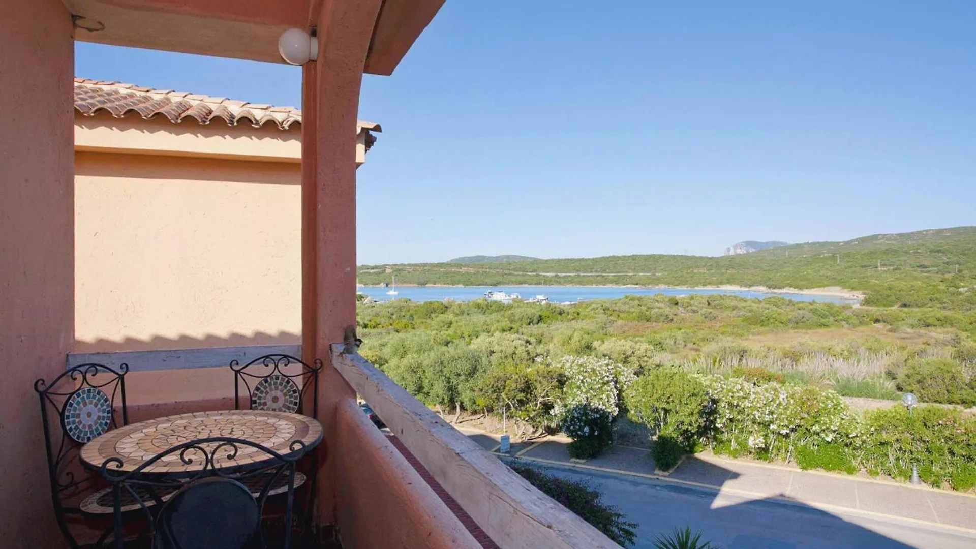 Holiday Resort Baia De Bahas Residence, Golfo Aranci