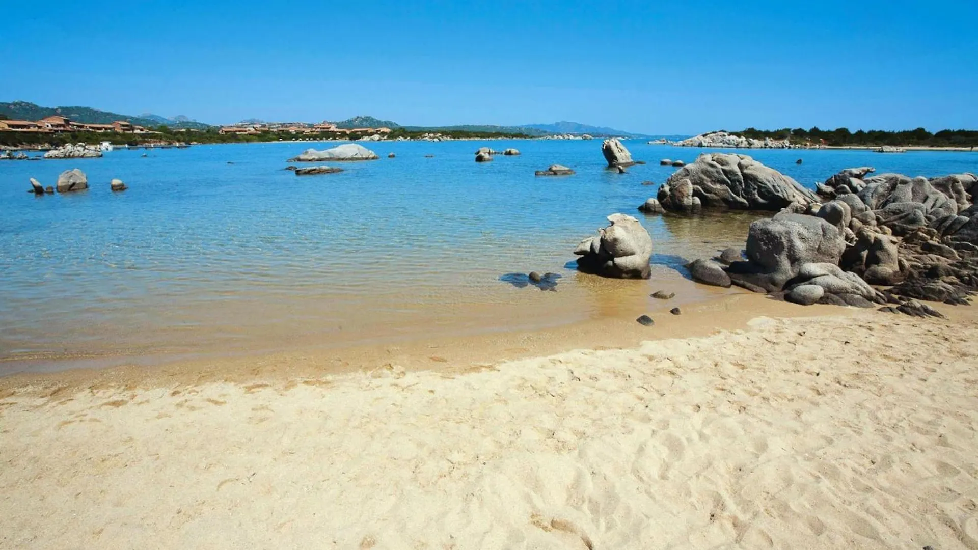 Holiday Resort Baia De Bahas Residence, Golfo Aranci